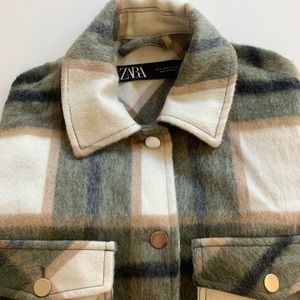 Zara button up flannel plaid jacket